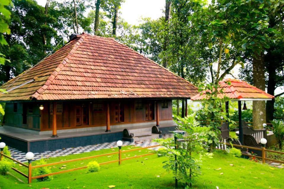 Traditional Kerala Villa ムンナール エクステリア 写真