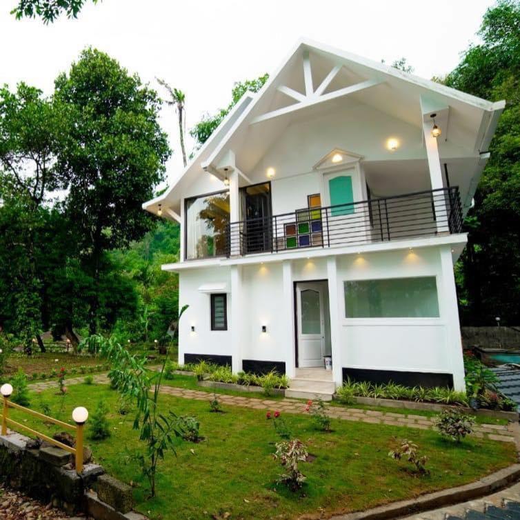 Traditional Kerala Villa ムンナール エクステリア 写真